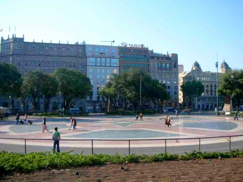 L’Associació d’Amics de la Plaça Catalunya, nou soci d’Amics de la Rambla