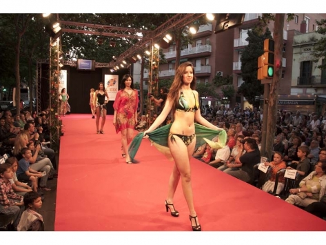 La Fundació Barcelona Comerç estrena nova temporada de BCN Moda al Carrer amb sis desfilades a carrers i places de la ciutat