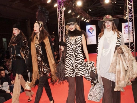 Hoy vuelve el espectáculo de BCN Moda al Carrer en Sant Antoni Comerç