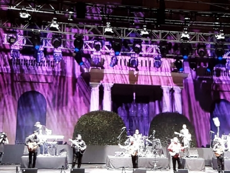 Gran nit i gran concert la dels GipsyKings a l'Eix Comercial Sant Andreu
